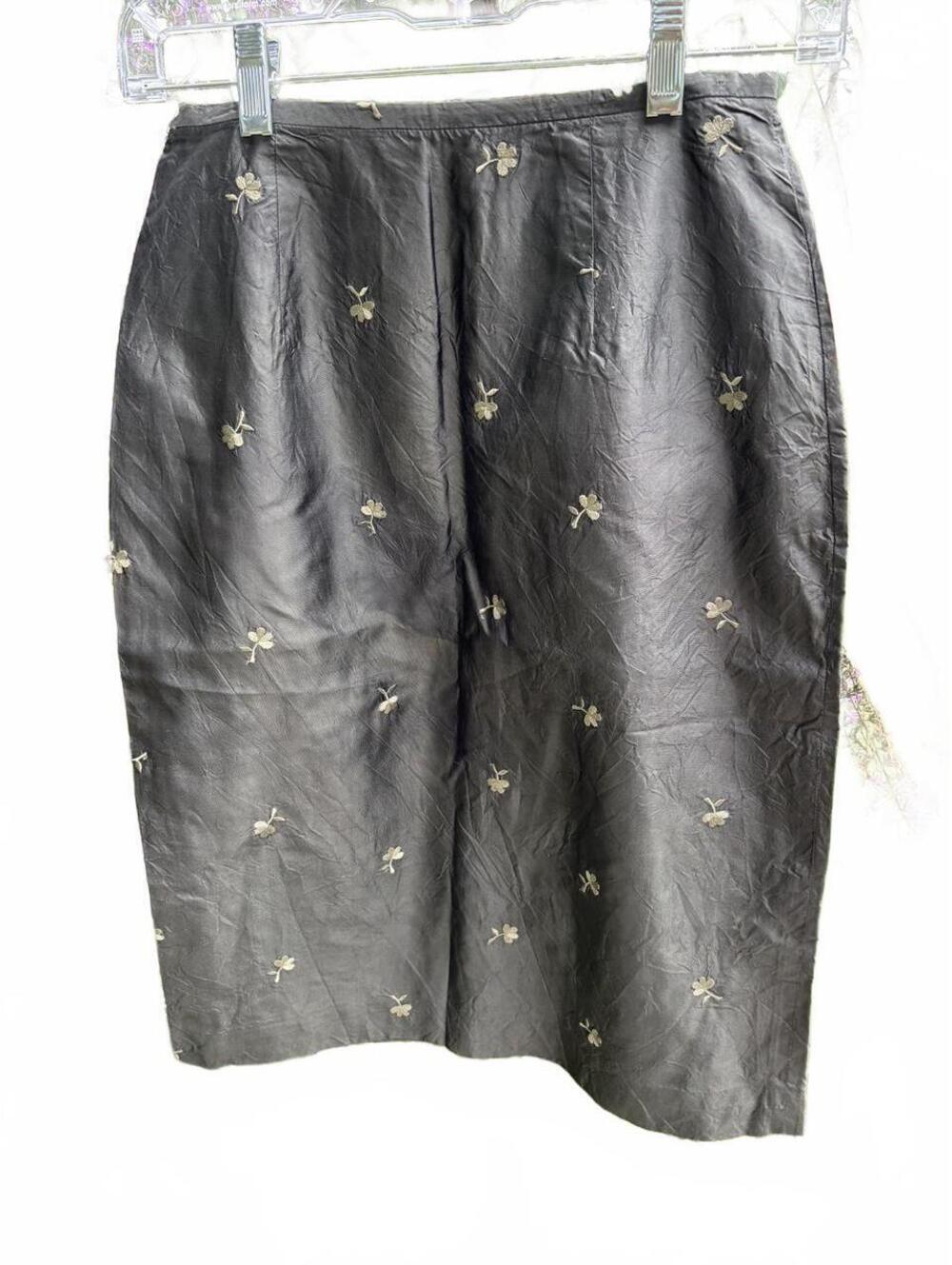 vintage Banana Republic 100% silk pencil skirt